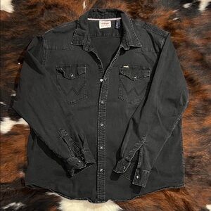 Wrangler Charcoal Button-Up Shirt